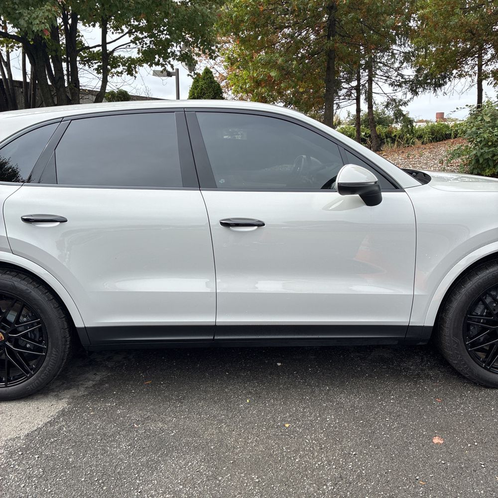 2024 Porsche Cayenne Base