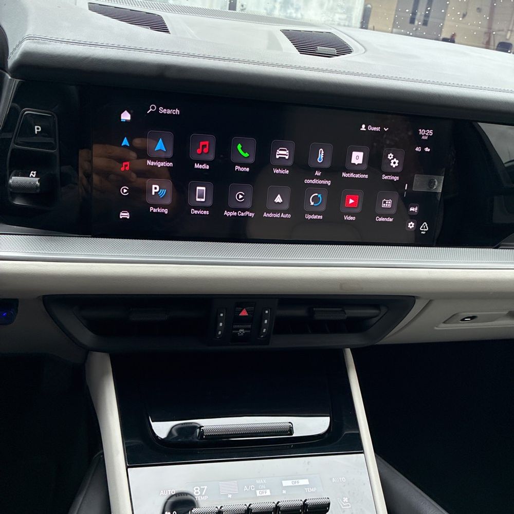 2024 Porsche Cayenne Base