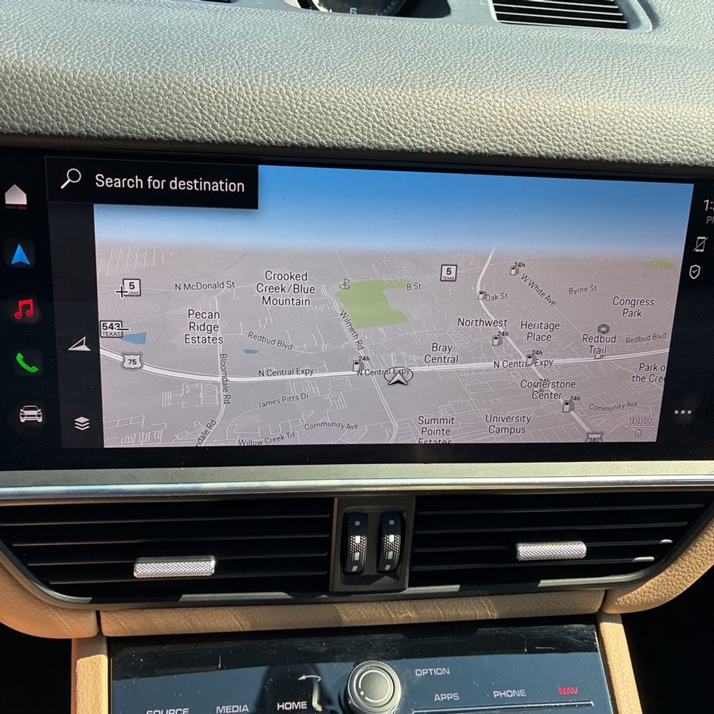 2022 Porsche Cayenne Base