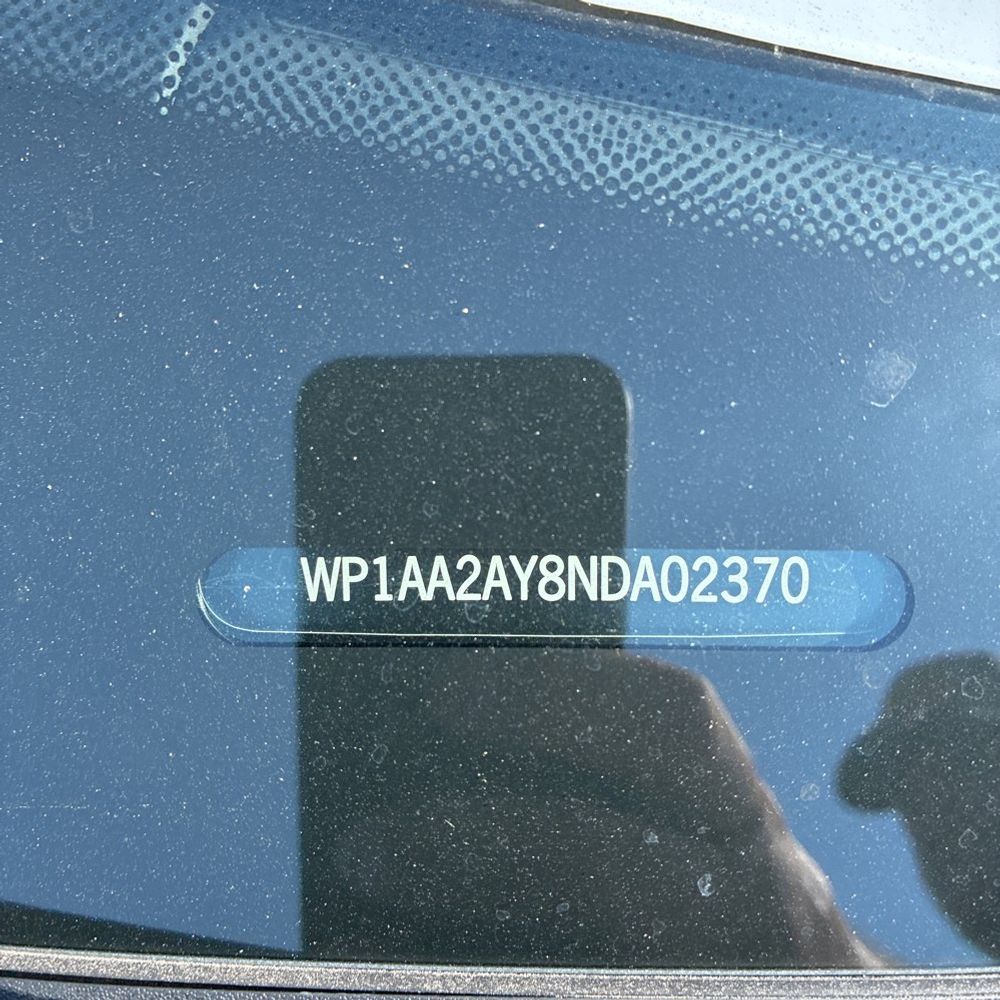 2022 Porsche Cayenne Base