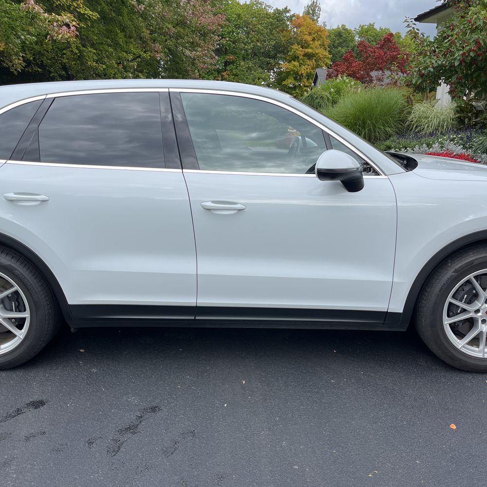 2024 Porsche Cayenne Base