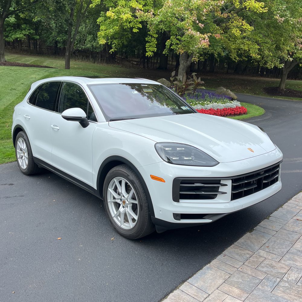 2024 Porsche Cayenne Base