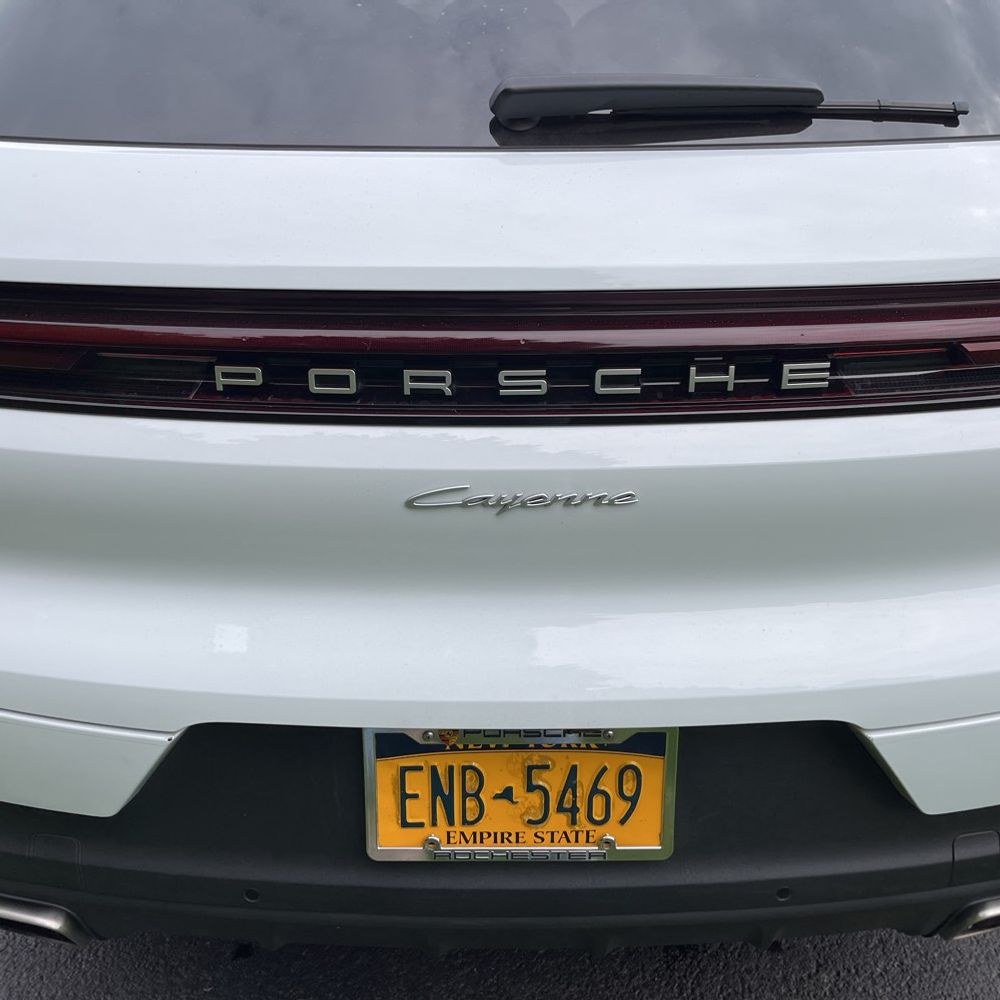 2024 Porsche Cayenne Base