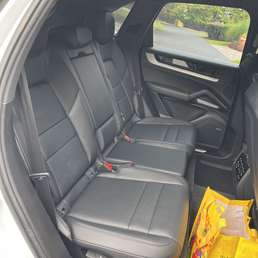 2024 Porsche Cayenne Base