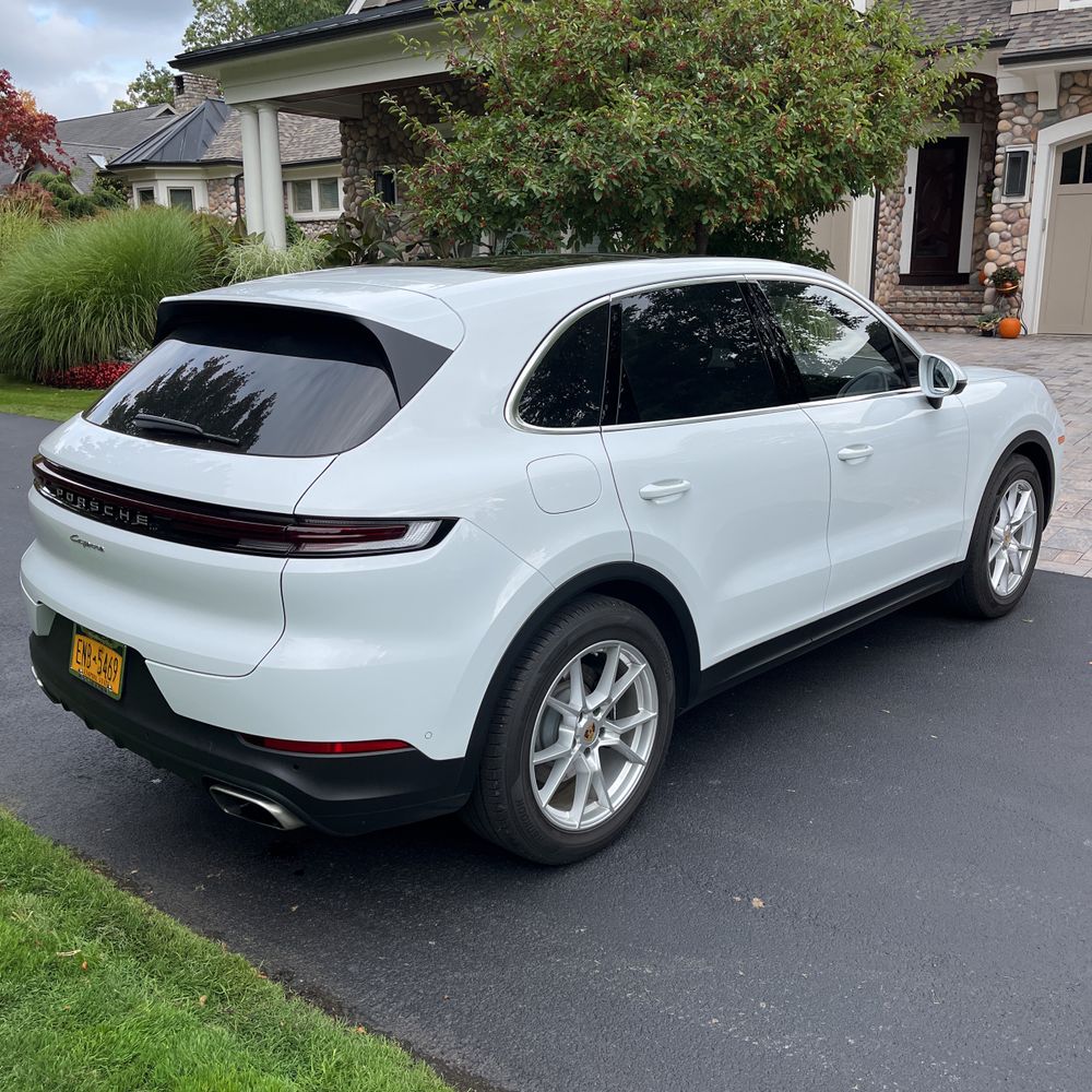 2024 Porsche Cayenne Base