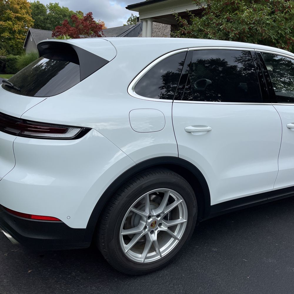 2024 Porsche Cayenne Base