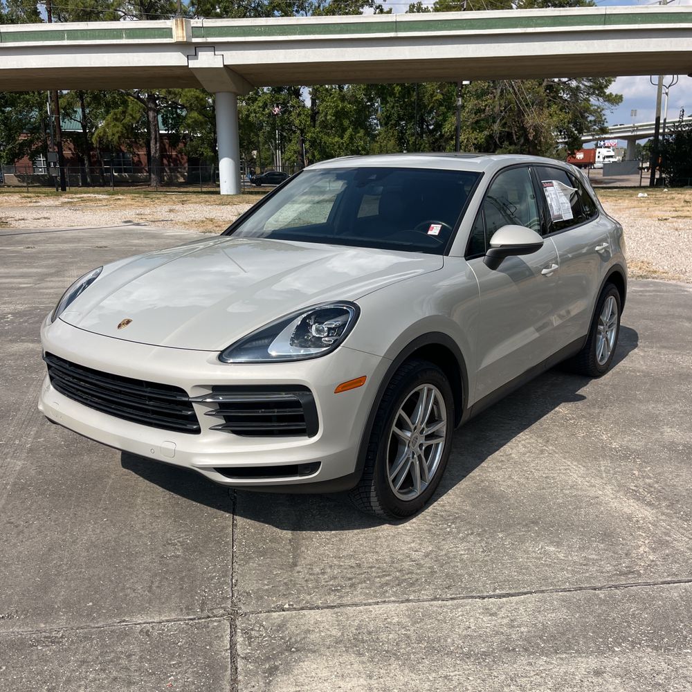 2021 Porsche Cayenne Base