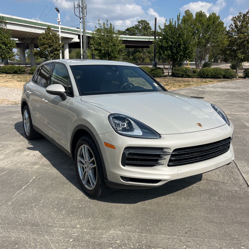 2021 Porsche Cayenne Base