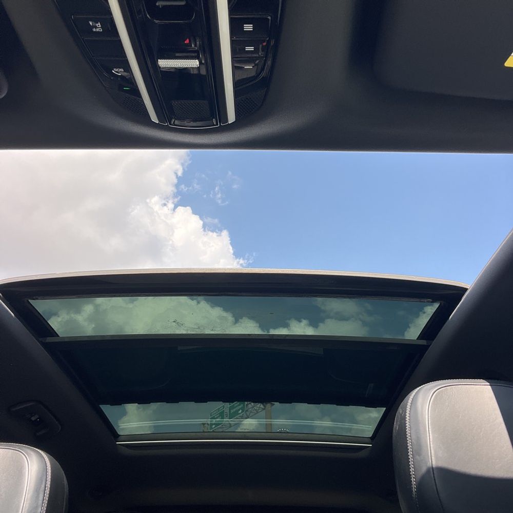 2021 Porsche Cayenne Base