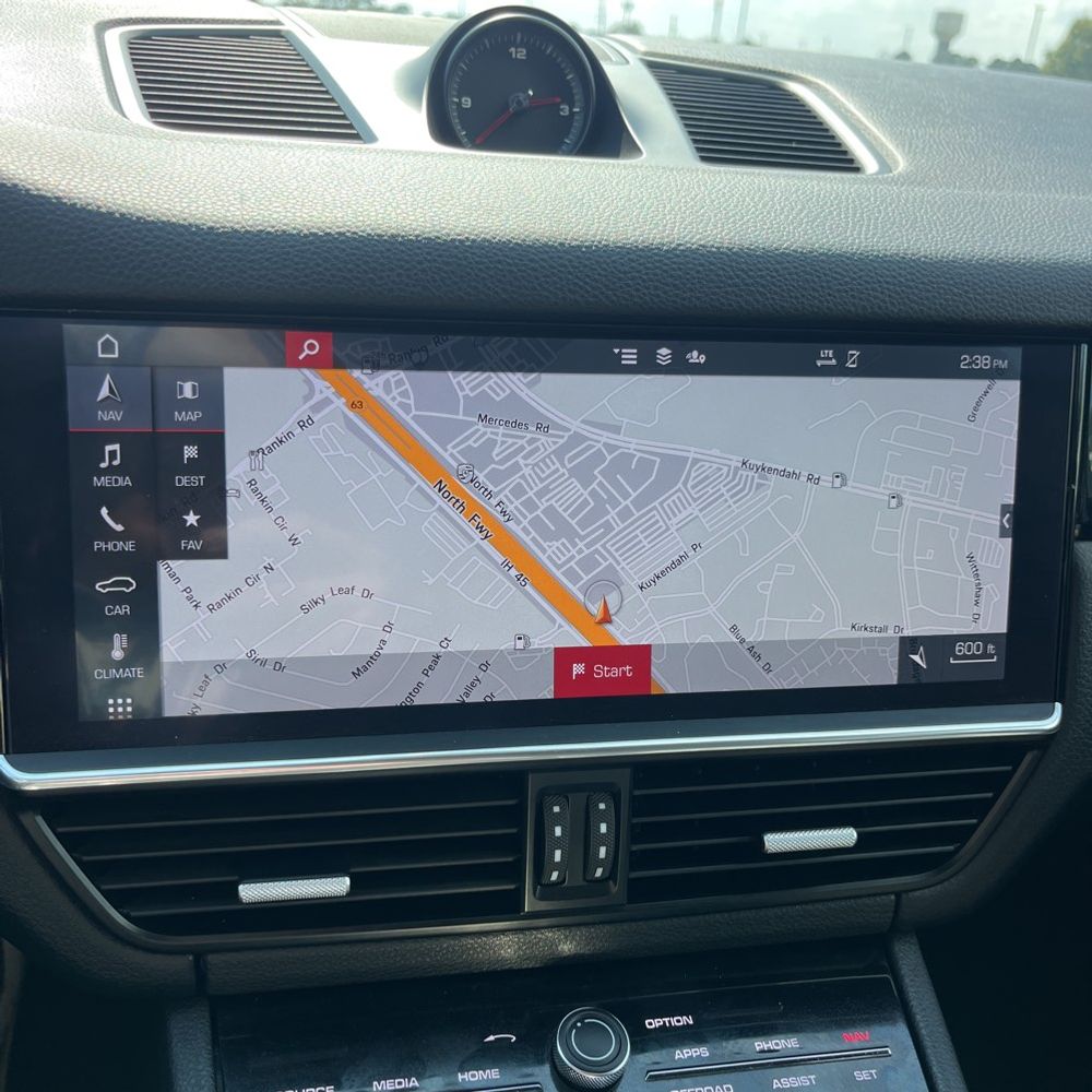 2021 Porsche Cayenne Base