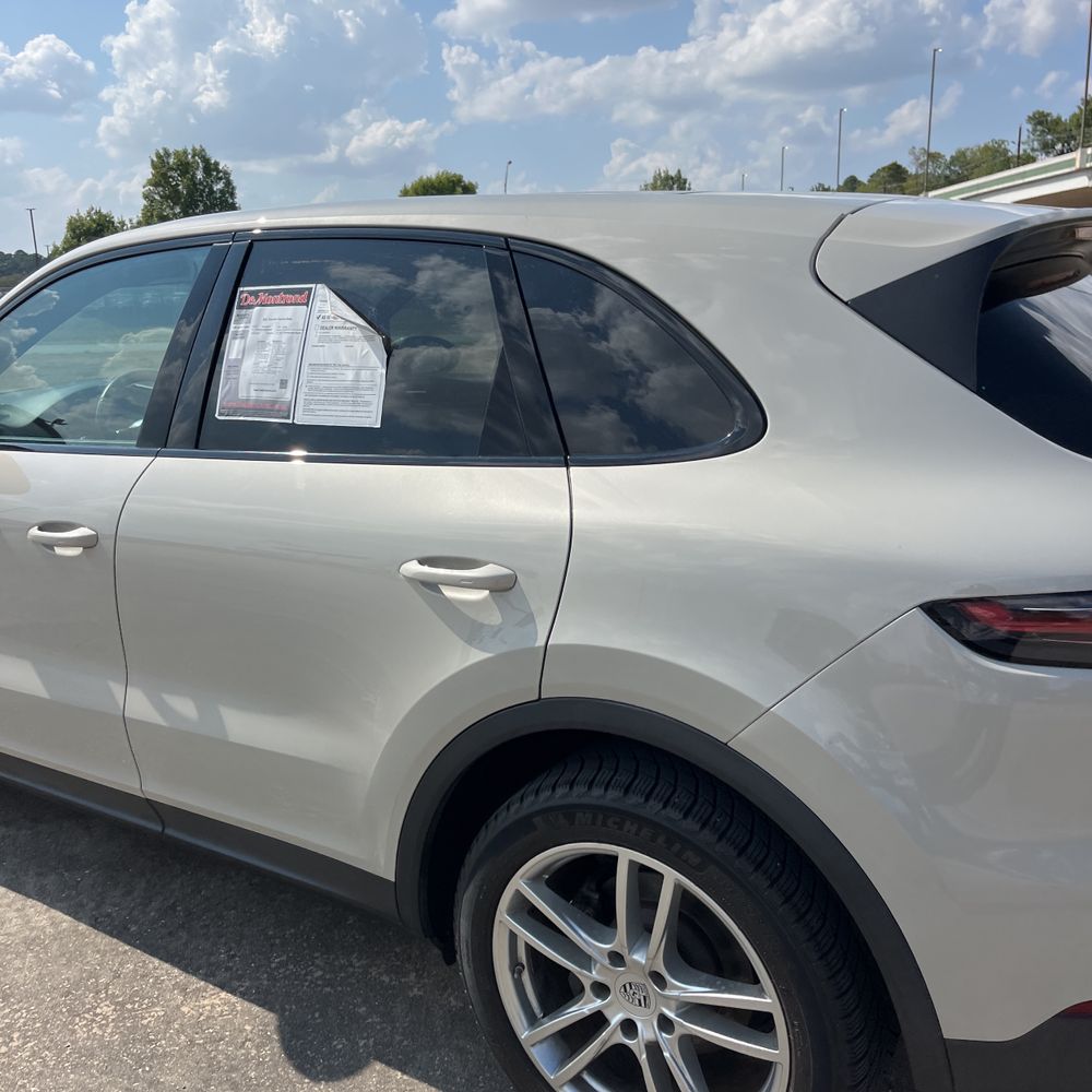 2021 Porsche Cayenne Base