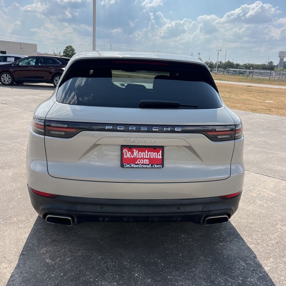2021 Porsche Cayenne Base