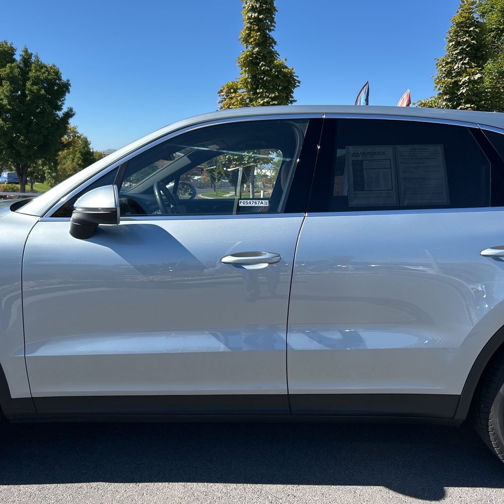 2024 Porsche Cayenne Base