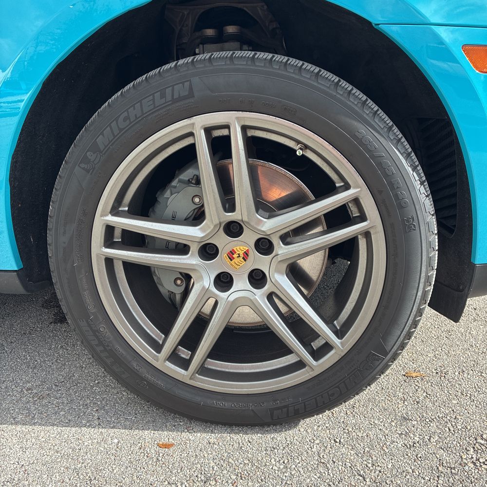 2020 Porsche Macan S