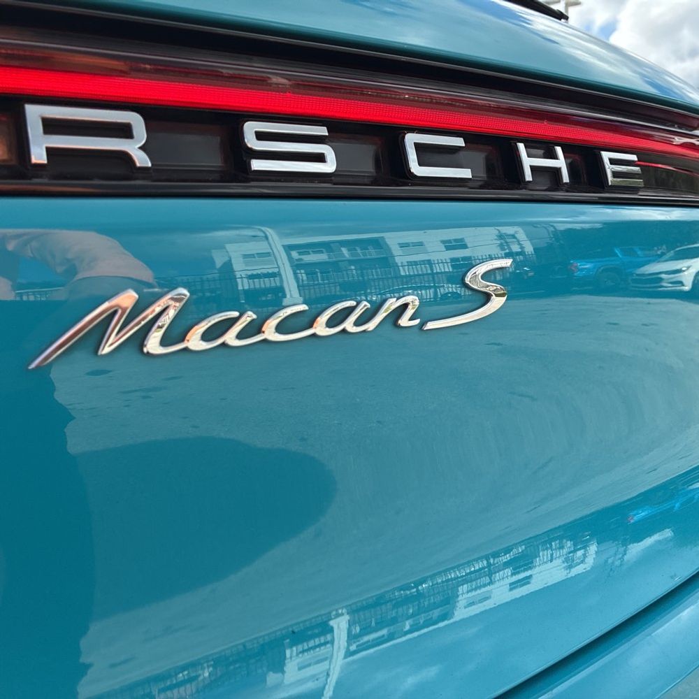 2020 Porsche Macan S