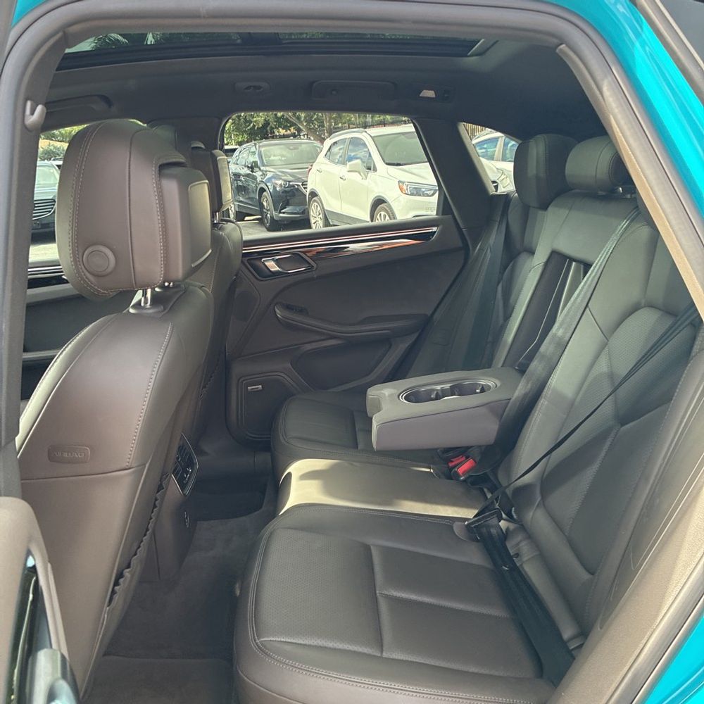 2020 Porsche Macan S