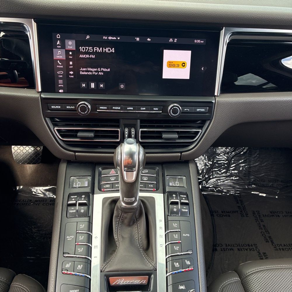 2020 Porsche Macan S