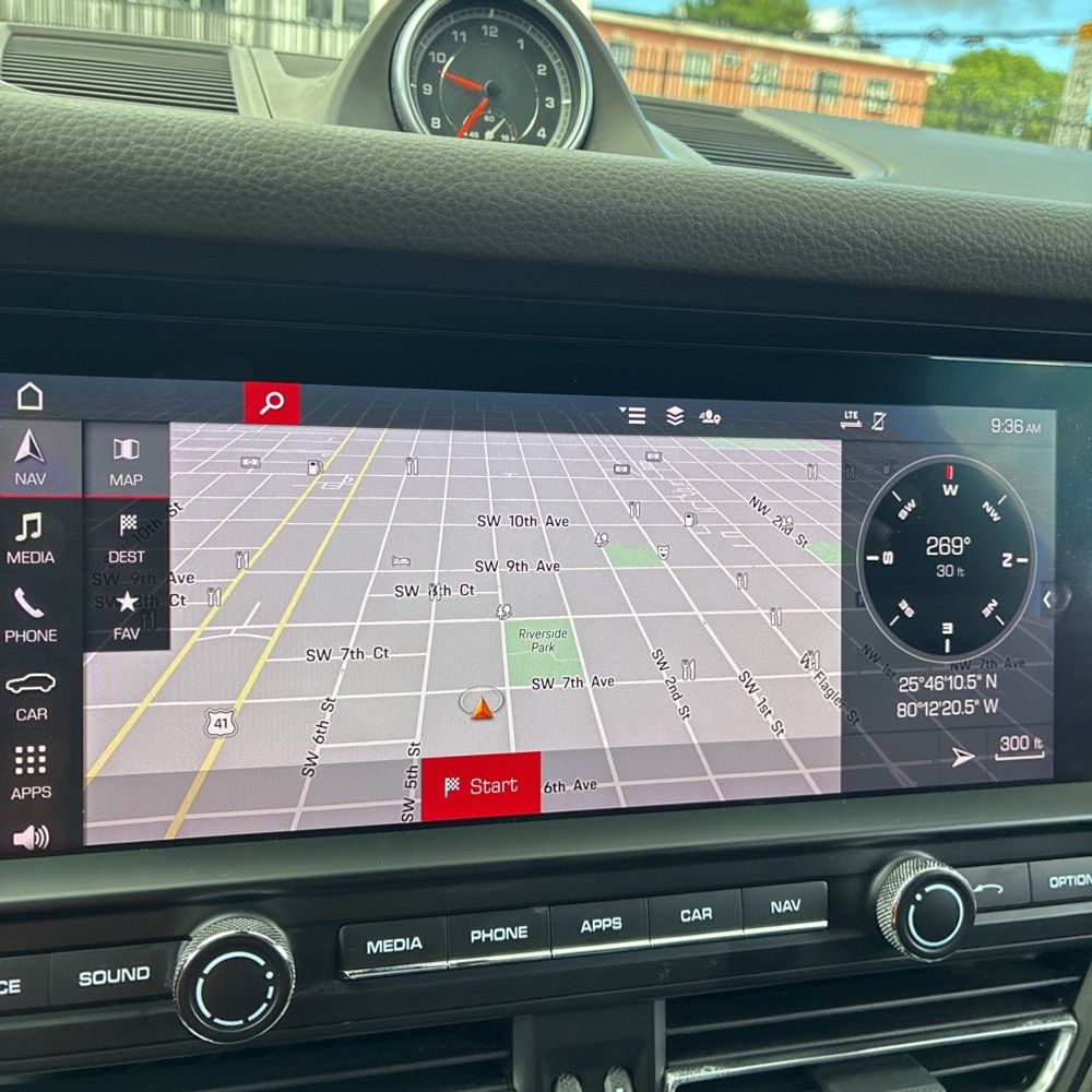 2020 Porsche Macan S