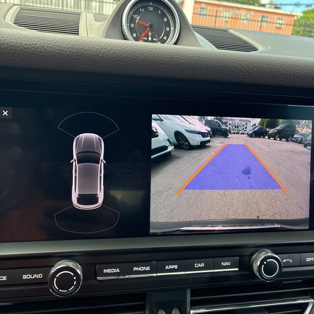 2020 Porsche Macan S