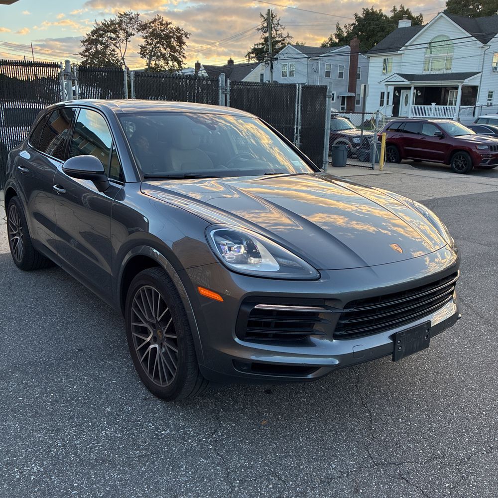2023 Porsche Cayenne S
