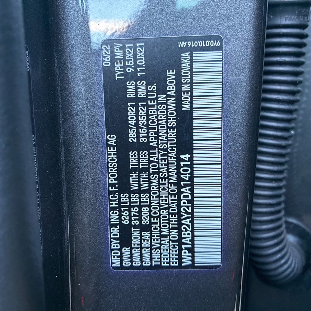 2023 Porsche Cayenne S