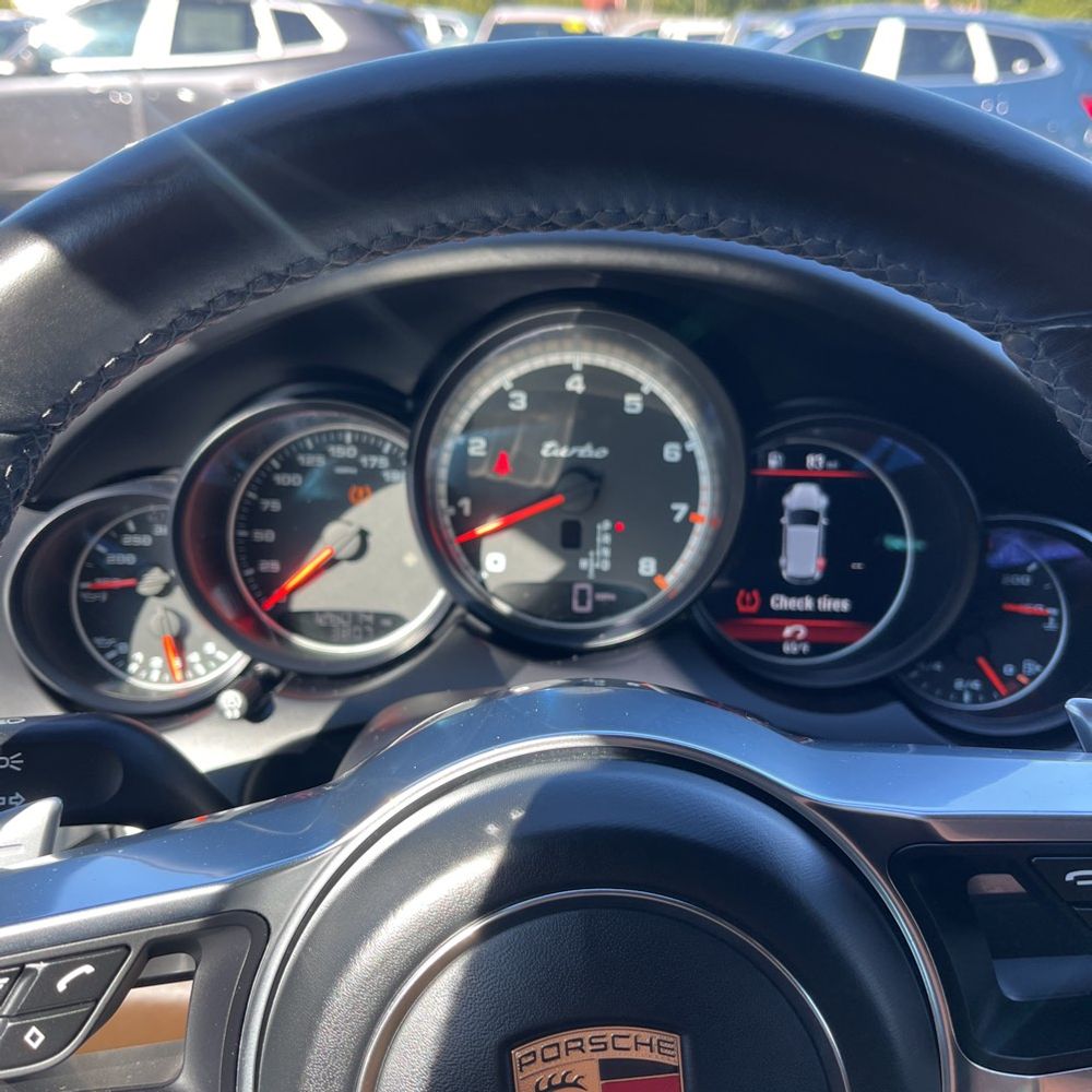 2017 Porsche Cayenne Turbo