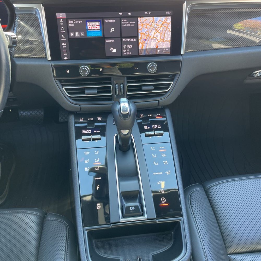2023 Porsche Macan S