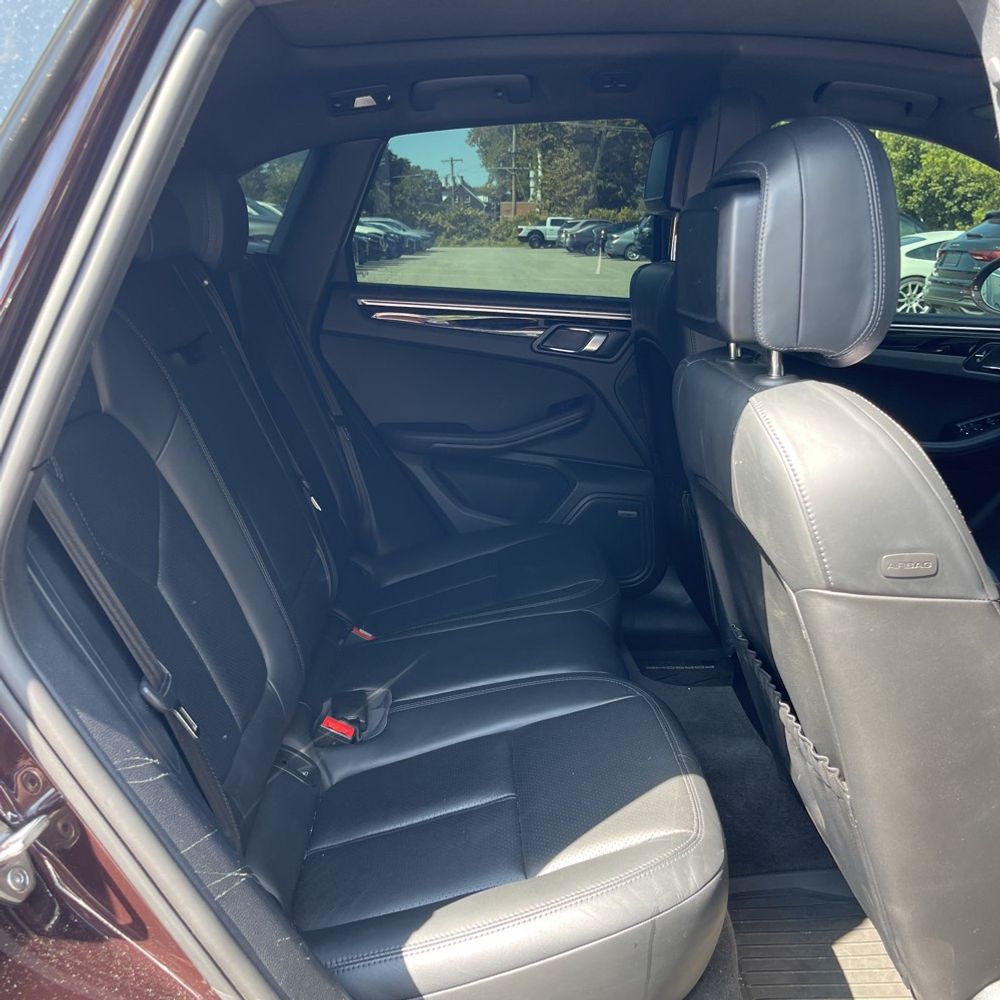2023 Porsche Macan S