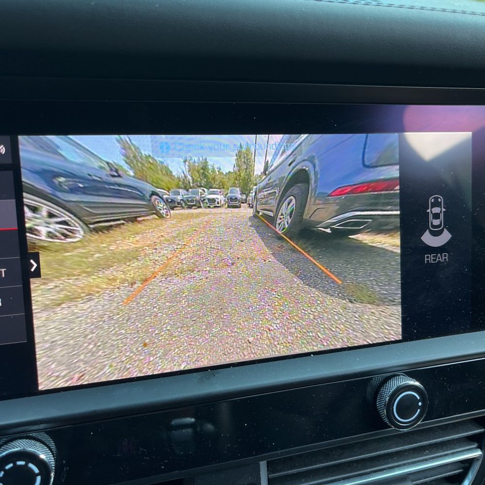 2023 Porsche Macan S