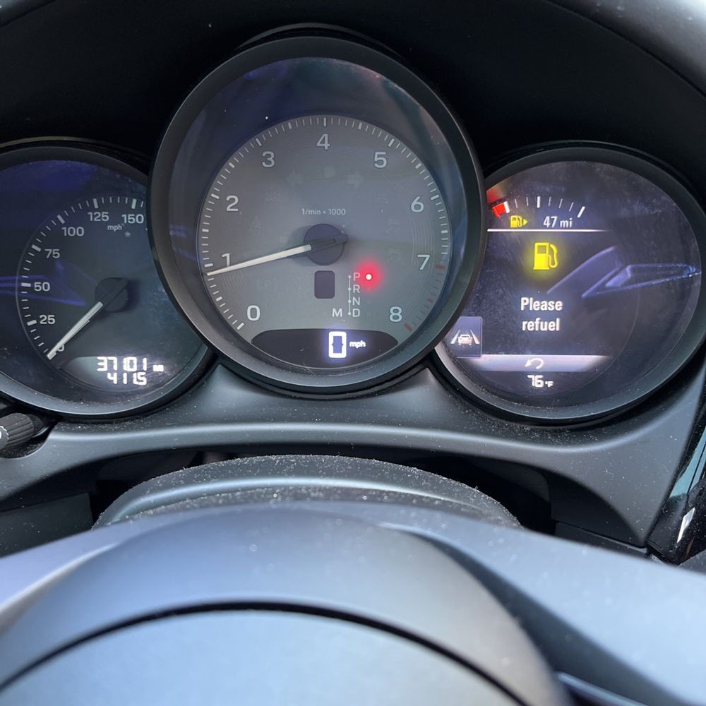 2023 Porsche Macan S
