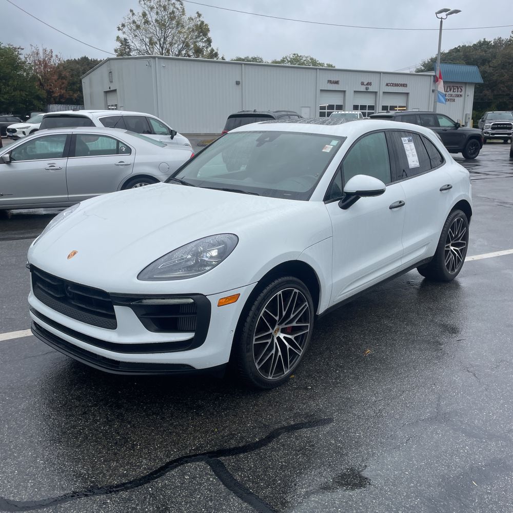 2023 Porsche Macan S