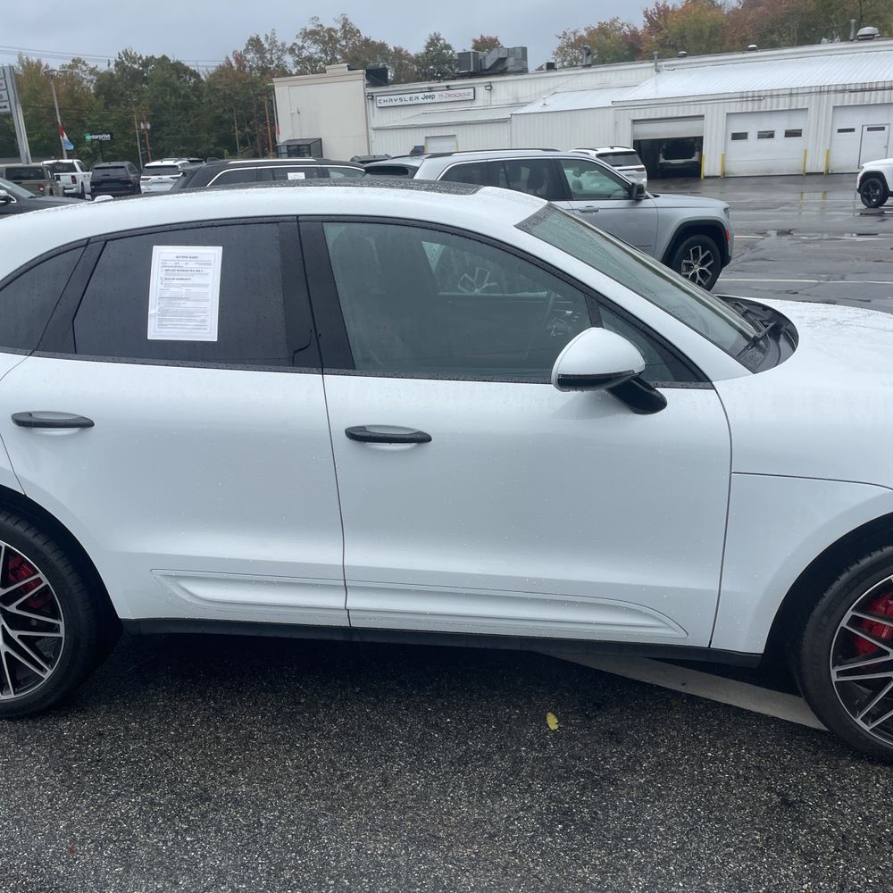 2023 Porsche Macan S
