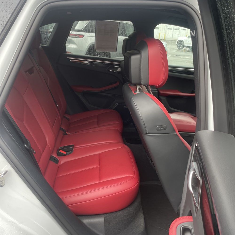2023 Porsche Macan S