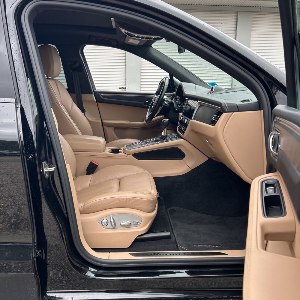 2021 Porsche Macan GTS