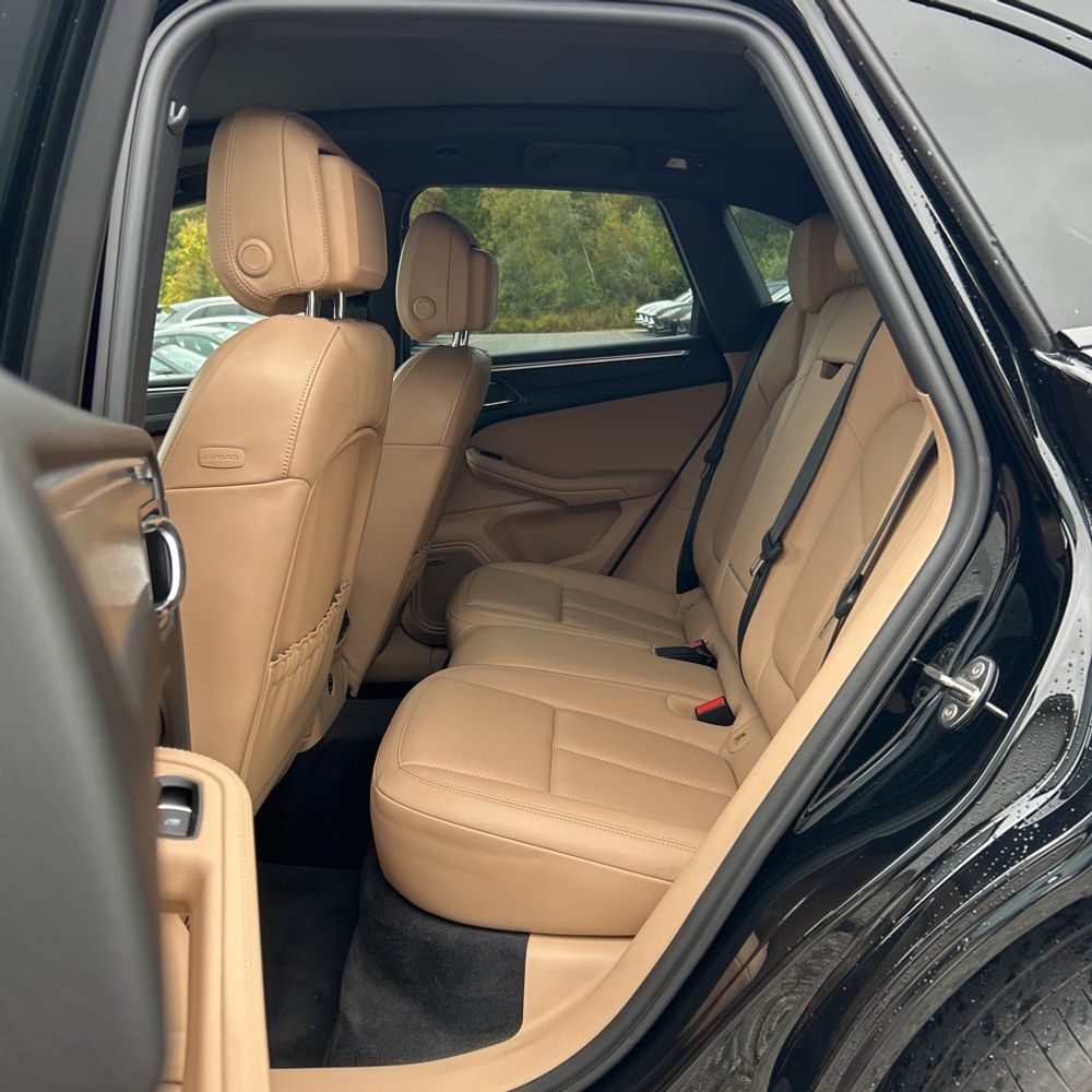 2021 Porsche Macan GTS