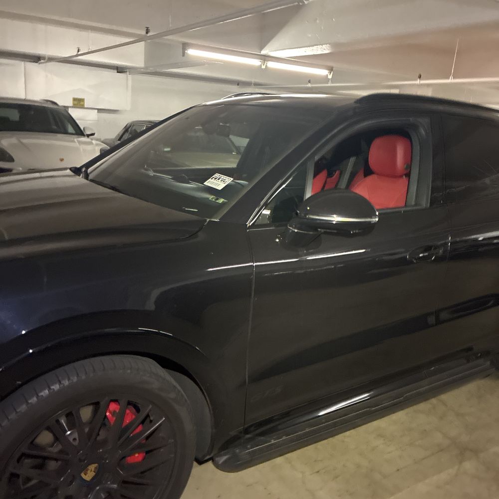 2022 Porsche Cayenne GTS