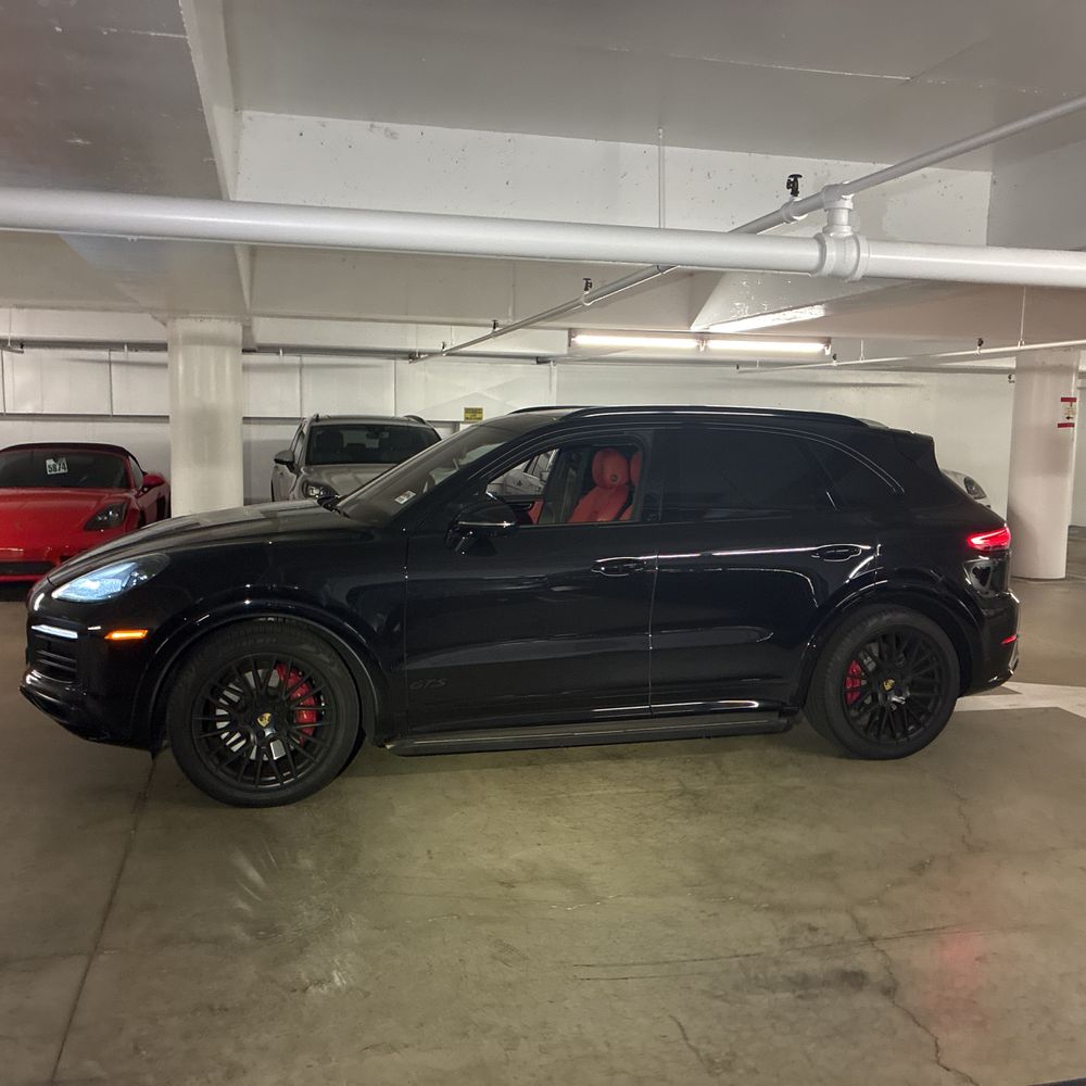 2022 Porsche Cayenne GTS