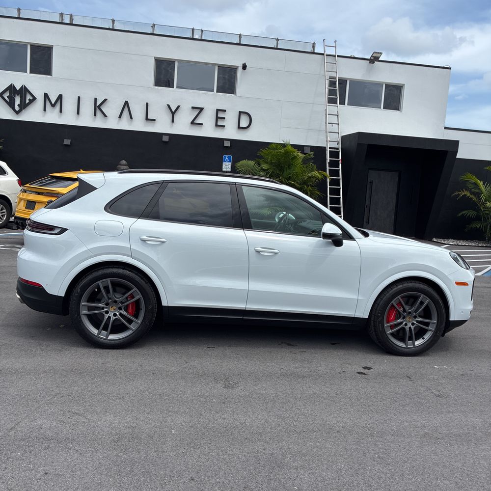 2024 Porsche Cayenne S