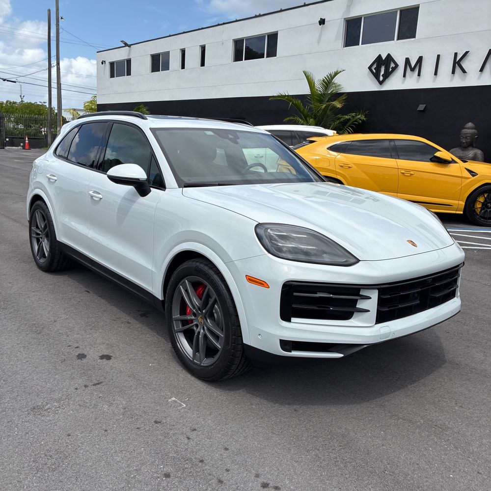 2024 Porsche Cayenne S