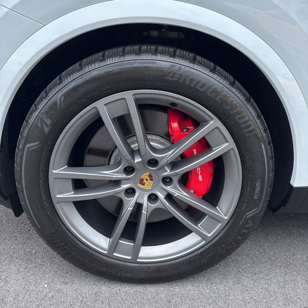 2024 Porsche Cayenne S