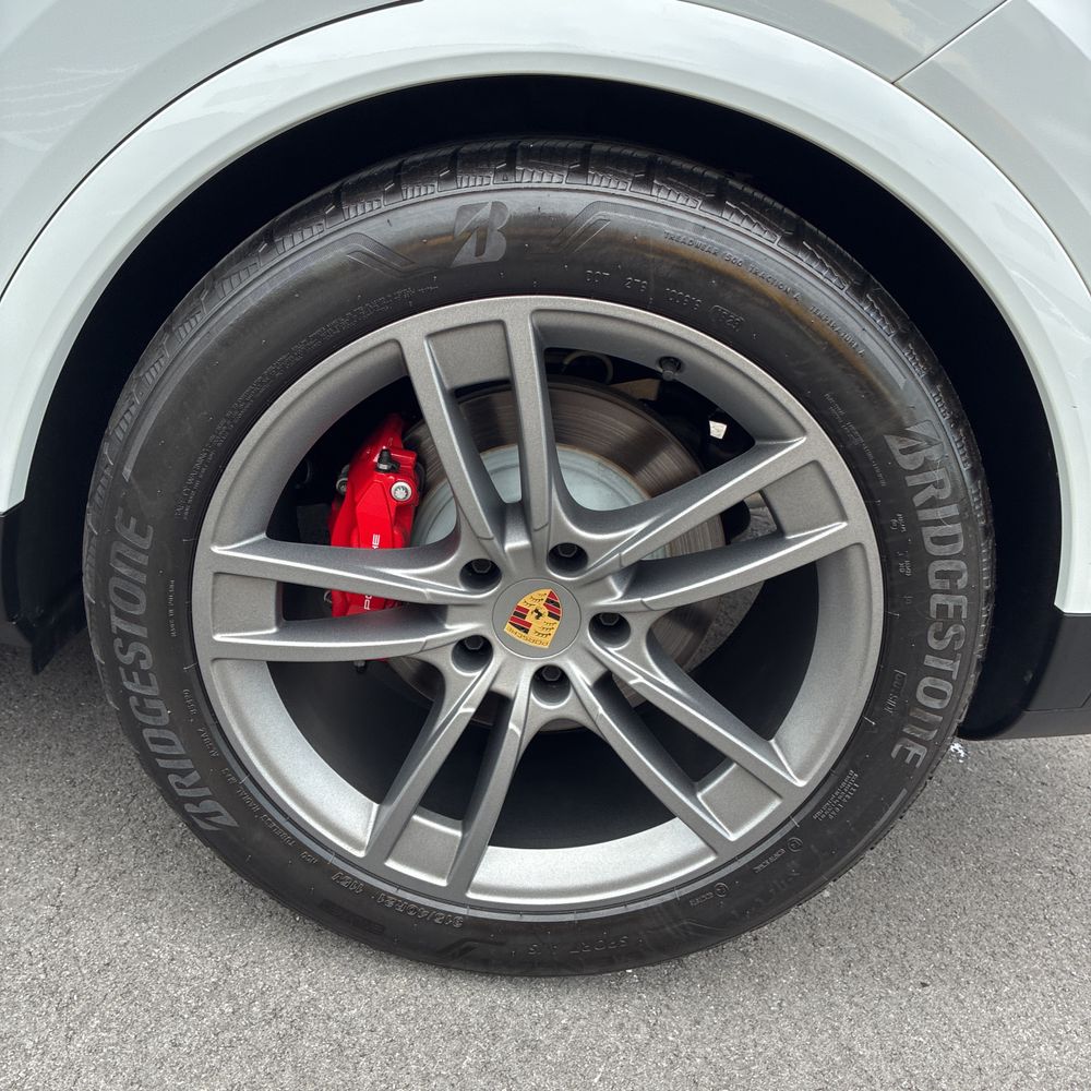 2024 Porsche Cayenne S