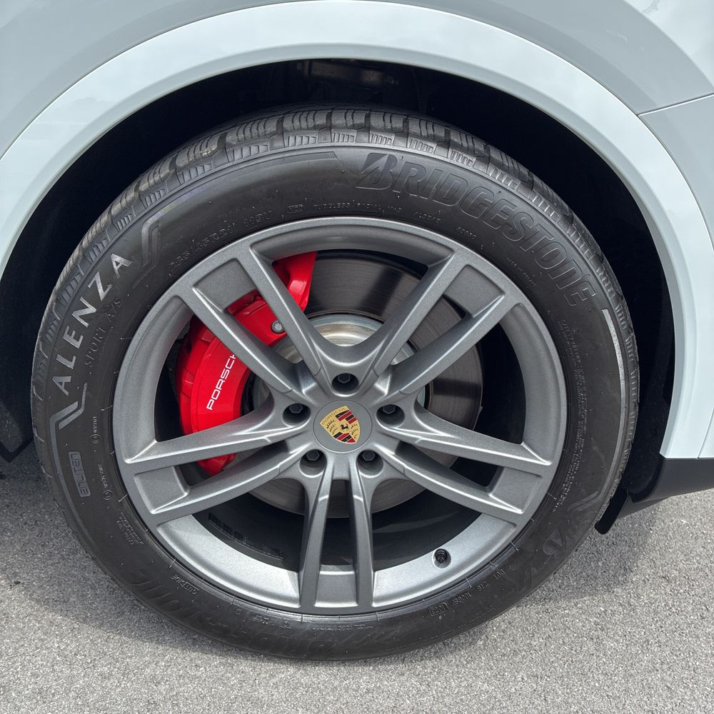 2024 Porsche Cayenne S