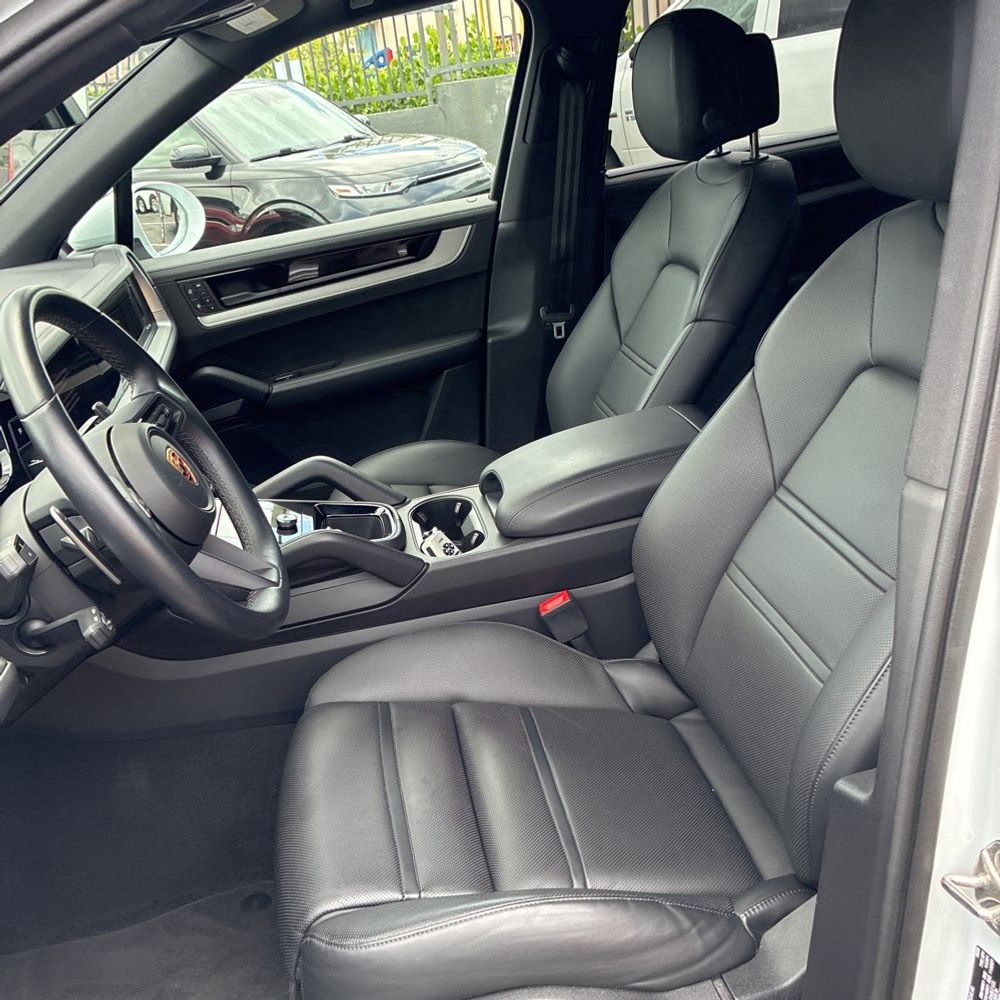 2024 Porsche Cayenne S