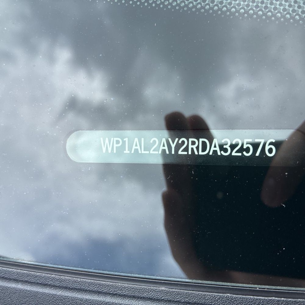 2024 Porsche Cayenne S