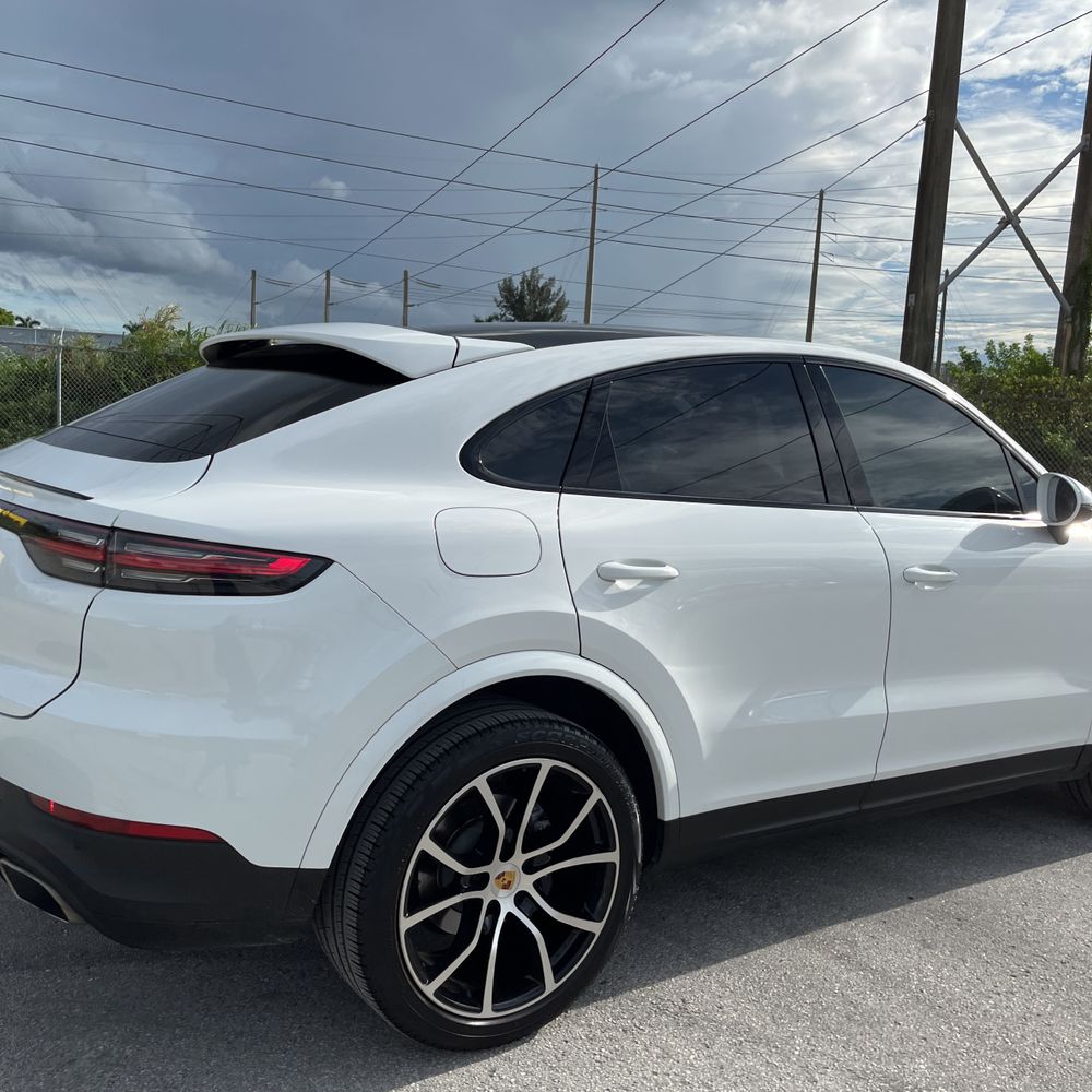 2022 Porsche Cayenne Coupe