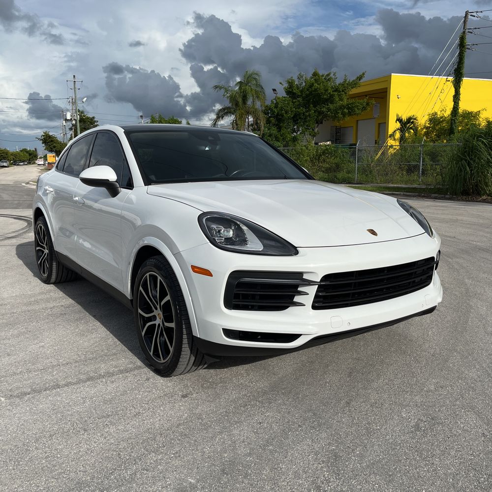 2022 Porsche Cayenne Coupe