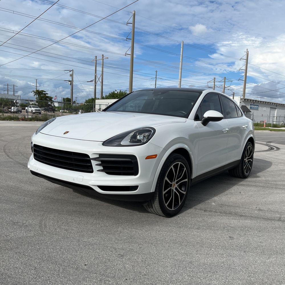 2022 Porsche Cayenne Coupe