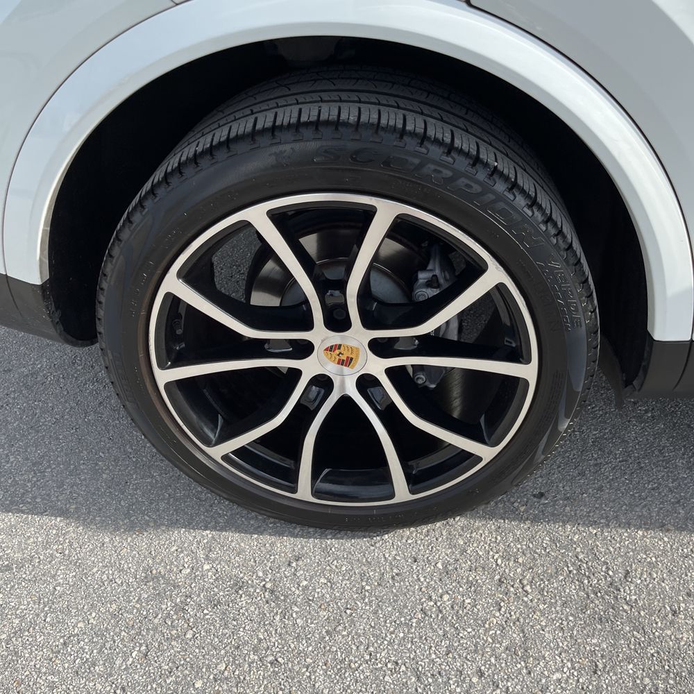 2022 Porsche Cayenne Coupe