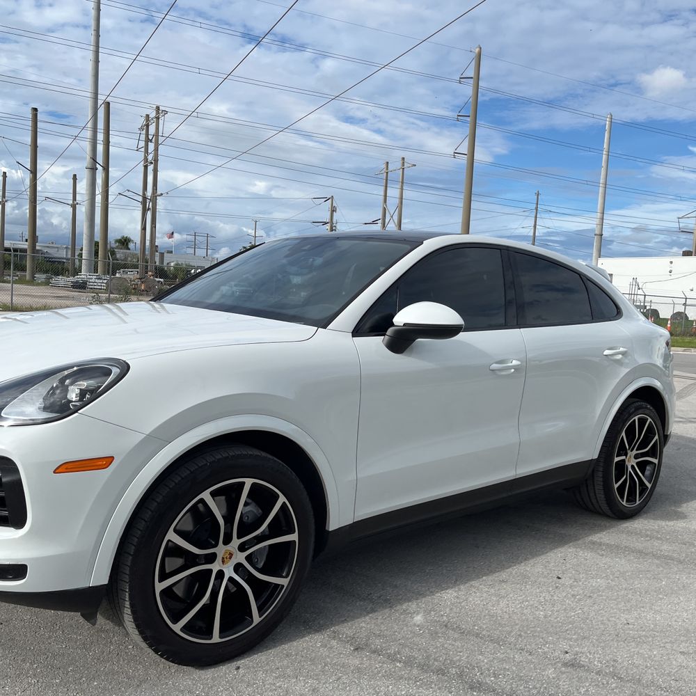 2022 Porsche Cayenne Coupe