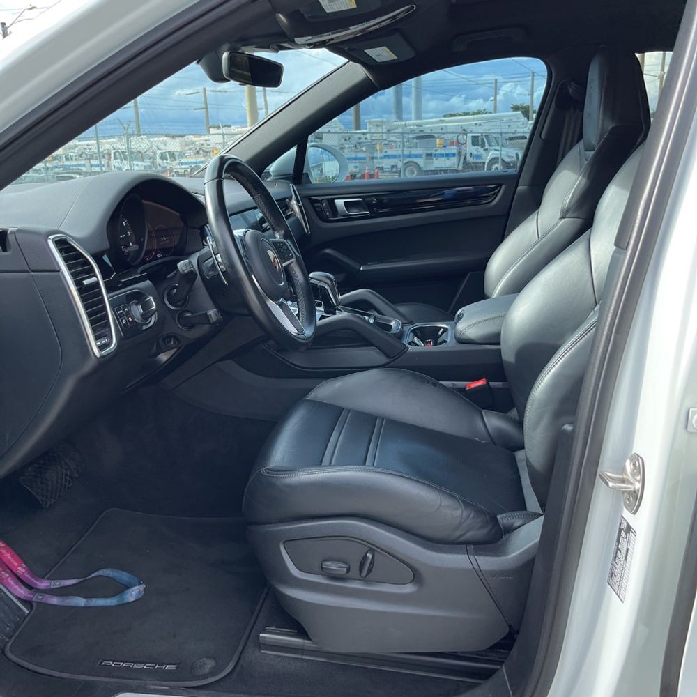 2022 Porsche Cayenne Coupe